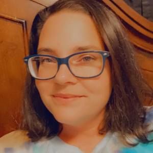 Meet your Posher, Carrie